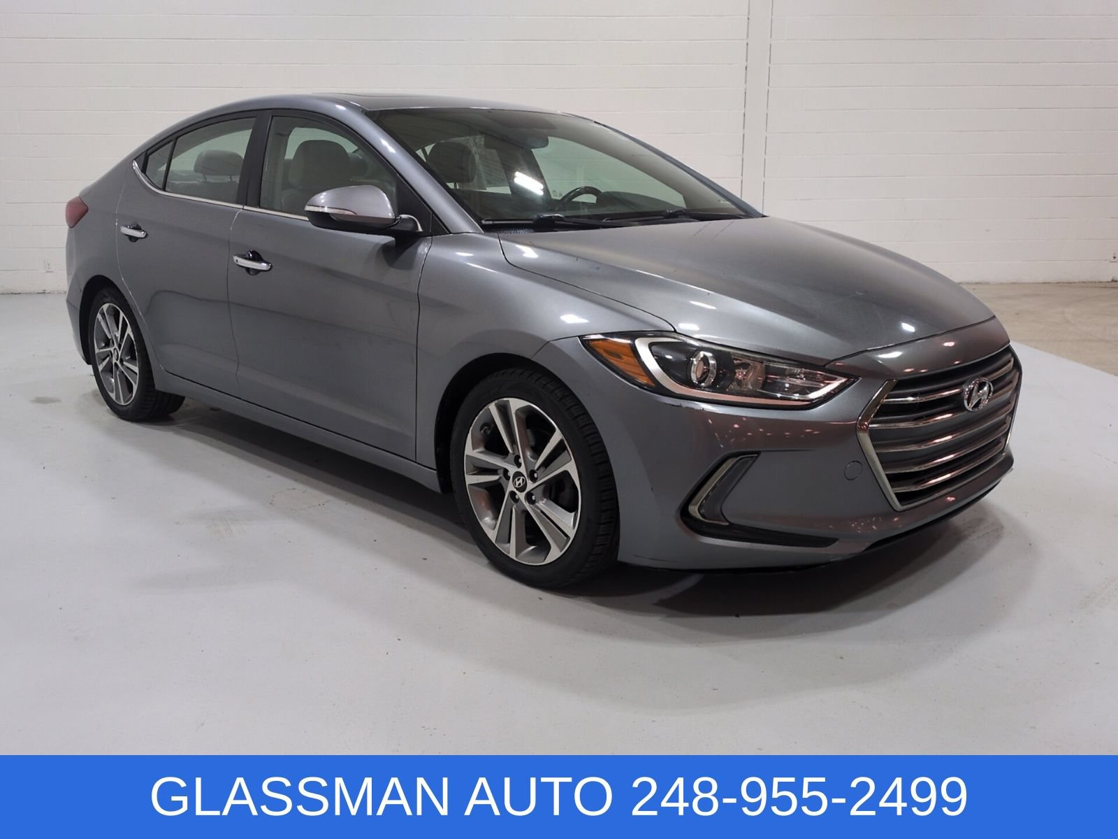 Used 2017 Hyundai Elantra Limited w/ Limited Tech Package 04 FWD image 1