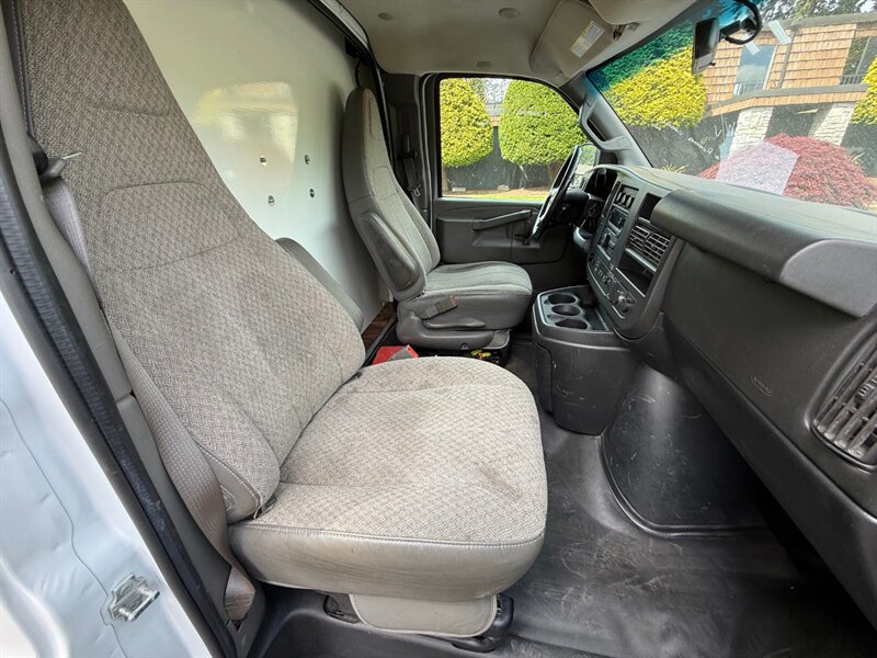 Used 2019 GMC Savana 3500 w/ Power Convenience Package RWD image 10