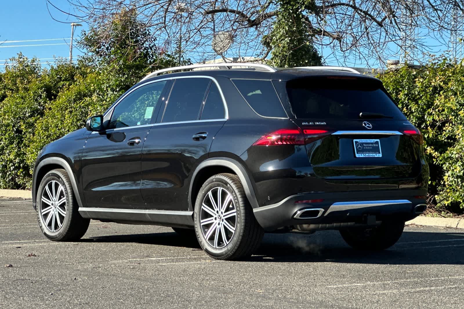 Certified 2026 Mercedes-Benz GLE 350 4MATIC image 5