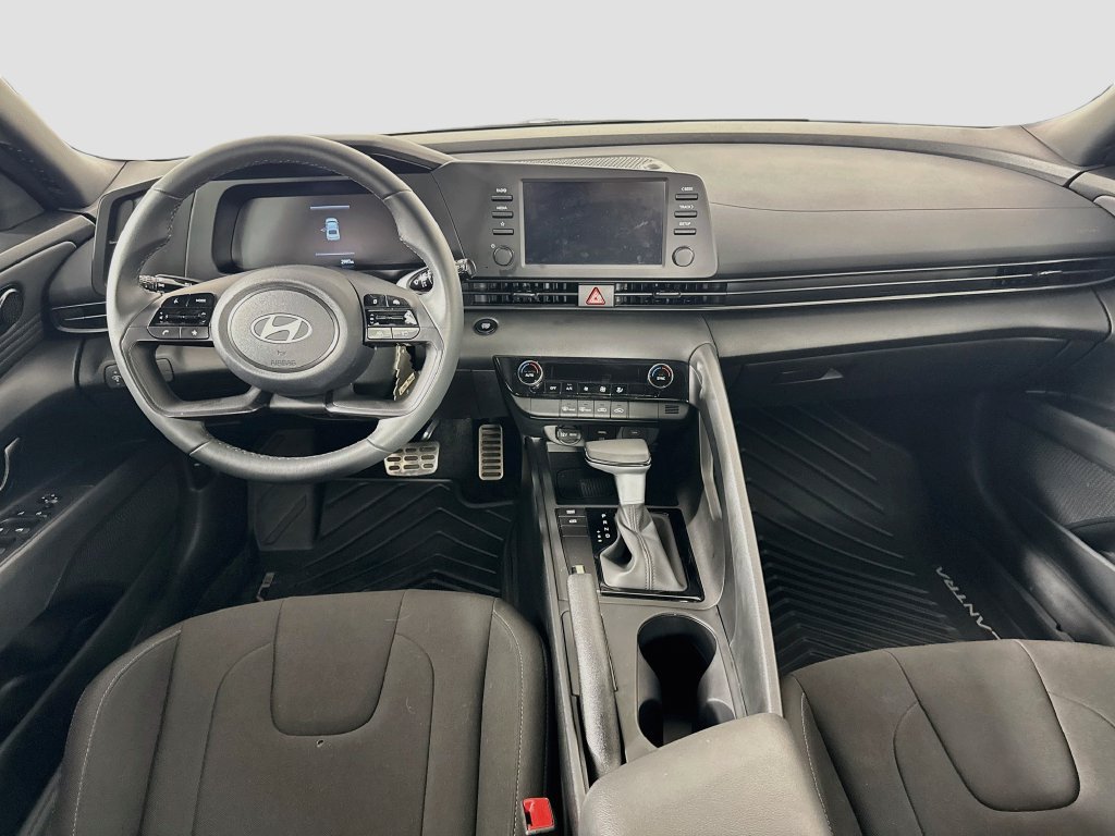 Certified 2026 Hyundai Elantra Sport FWD image 36