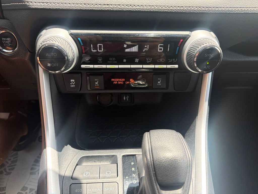 Used 2019 Toyota RAV4 XLE w/ Convenience Package AWD/4WD image 29
