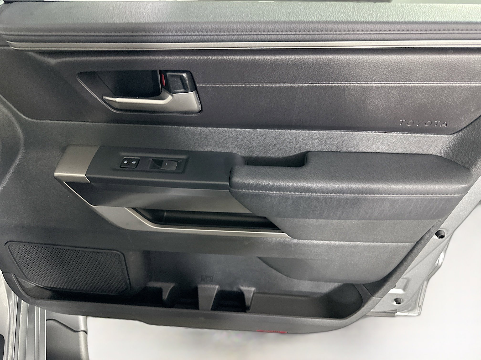 Used 2025 Toyota Tundra SR5 image 30