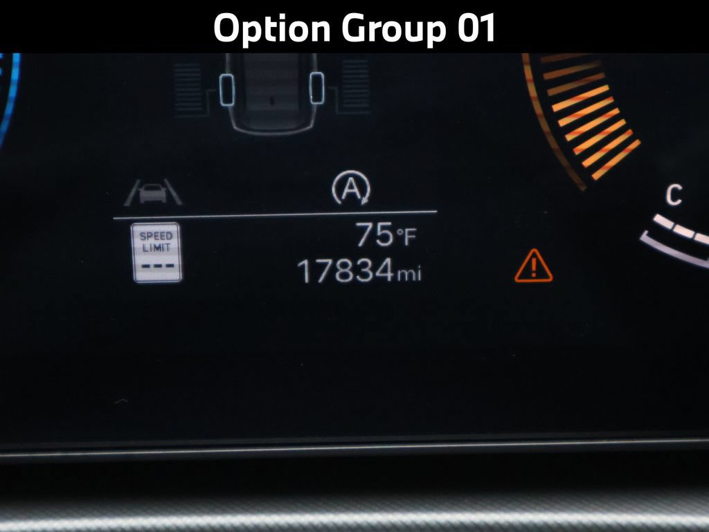 Used 2026 Hyundai Santa Fe SEL AWD/4WD image 3
