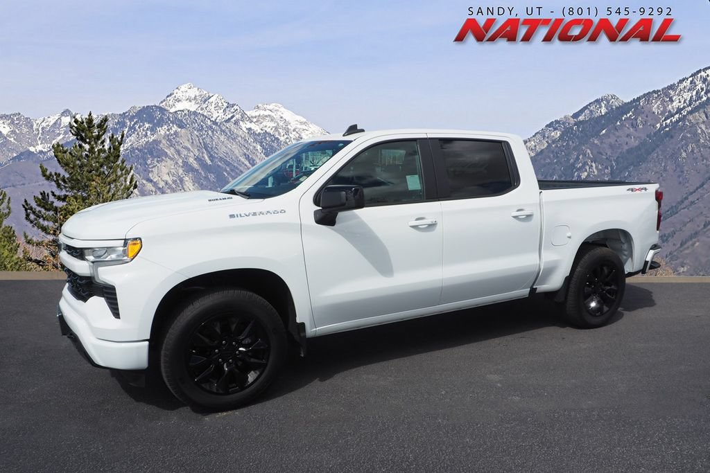 Used 2022 Chevrolet Silverado 1500 RST AWD/4WD image 1