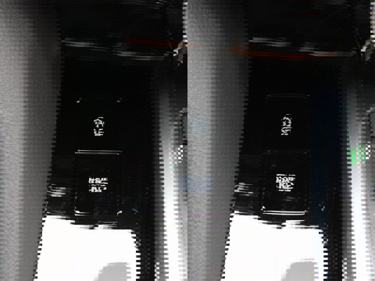 Used 2023 Acura MDX FWD image 25