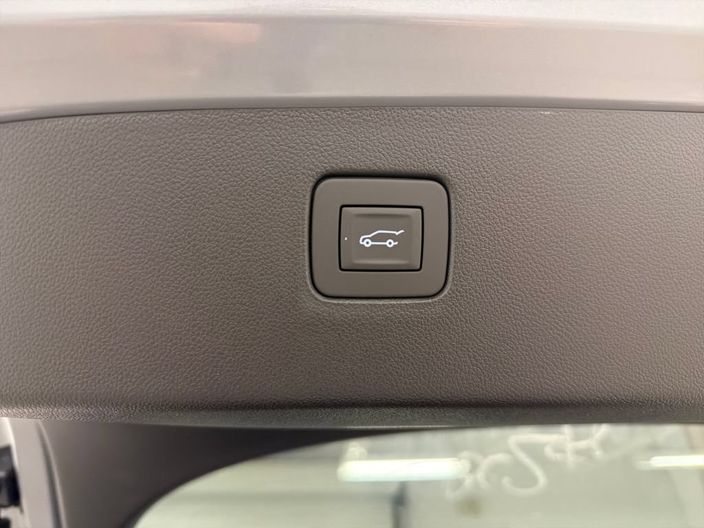 New 2026 Buick Envista Sport Touring w/ Convenience I Package FWD image 16
