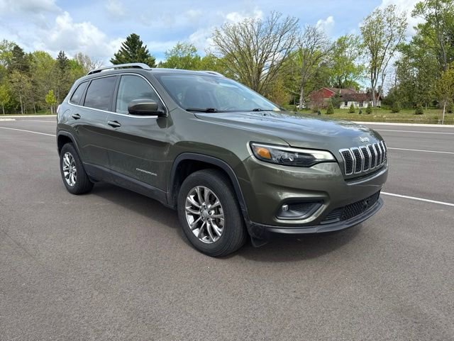 Used 2021 Jeep Cherokee Latitude Lux AWD/4WD image 2