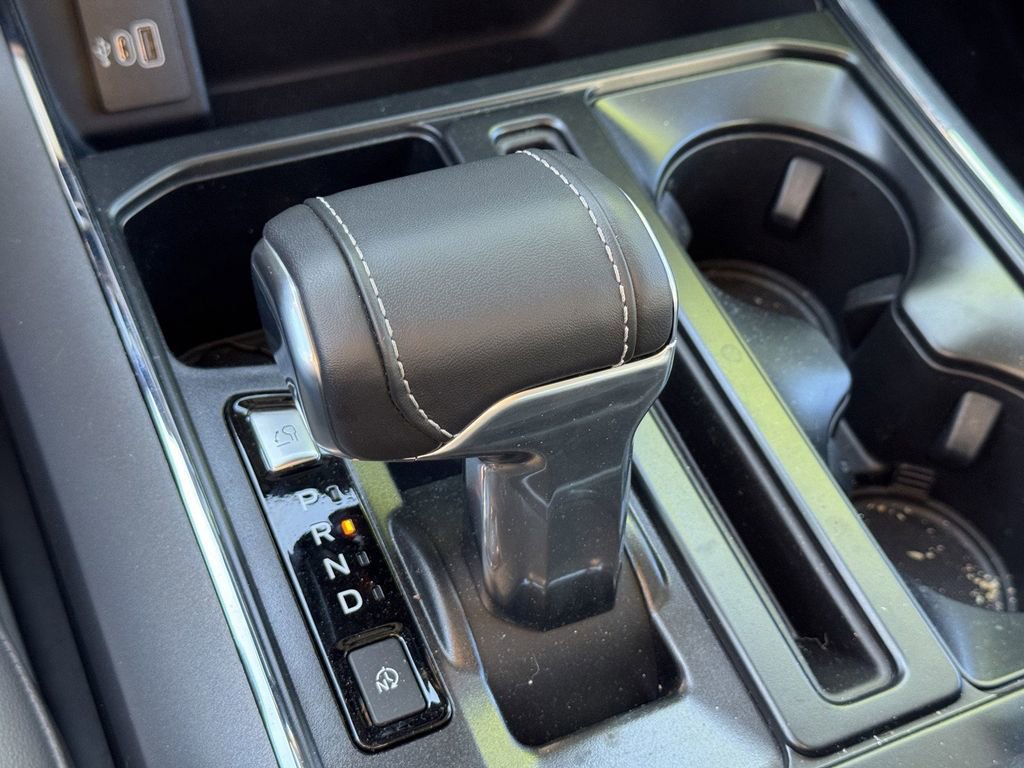 Used 2025 Ford F150 Lightning Flash image 19