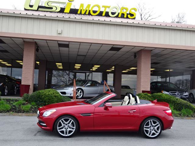 Used 2015 Mercedes-Benz SLK 250 image 9