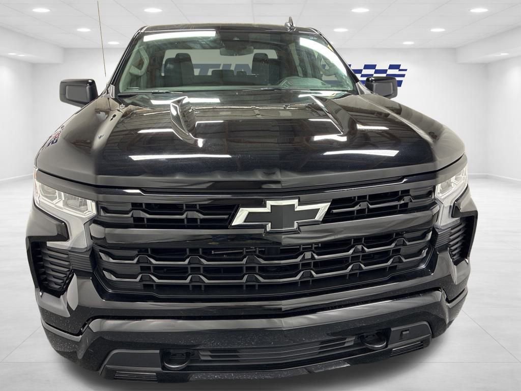 Used 2024 Chevrolet Silverado 1500 RST w/ Protection Package image 2