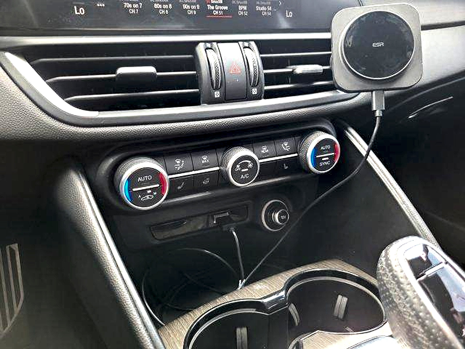 Used 2023 Alfa Romeo Giulia Ti w/ Active Assist Plus Package RWD image 28