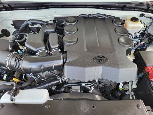 Used 2014 Toyota FJ Cruiser 4WD w/ Convenience Package image 19