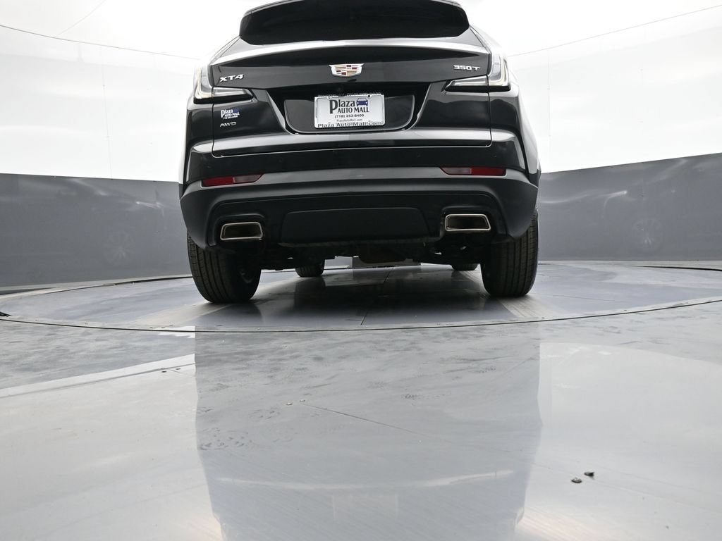 Used 2023 Cadillac XT4 Sport w/ Technology Package AWD/4WD image 32