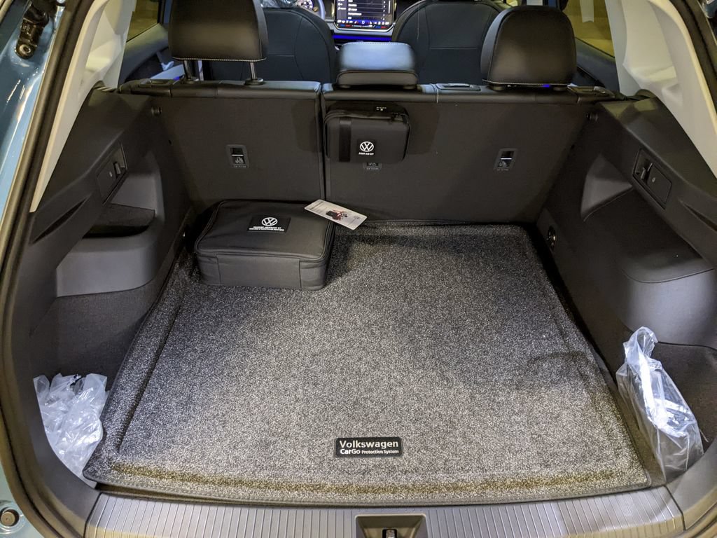 New 2026 Volkswagen Tiguan SE AWD/4WD image 25