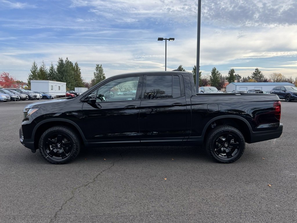 New 2026 Honda Ridgeline Black Edition image 4