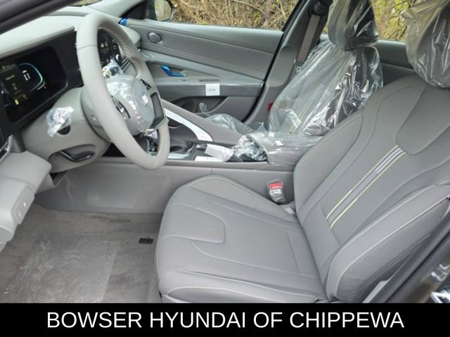 New 2026 Hyundai Elantra Sport image 4