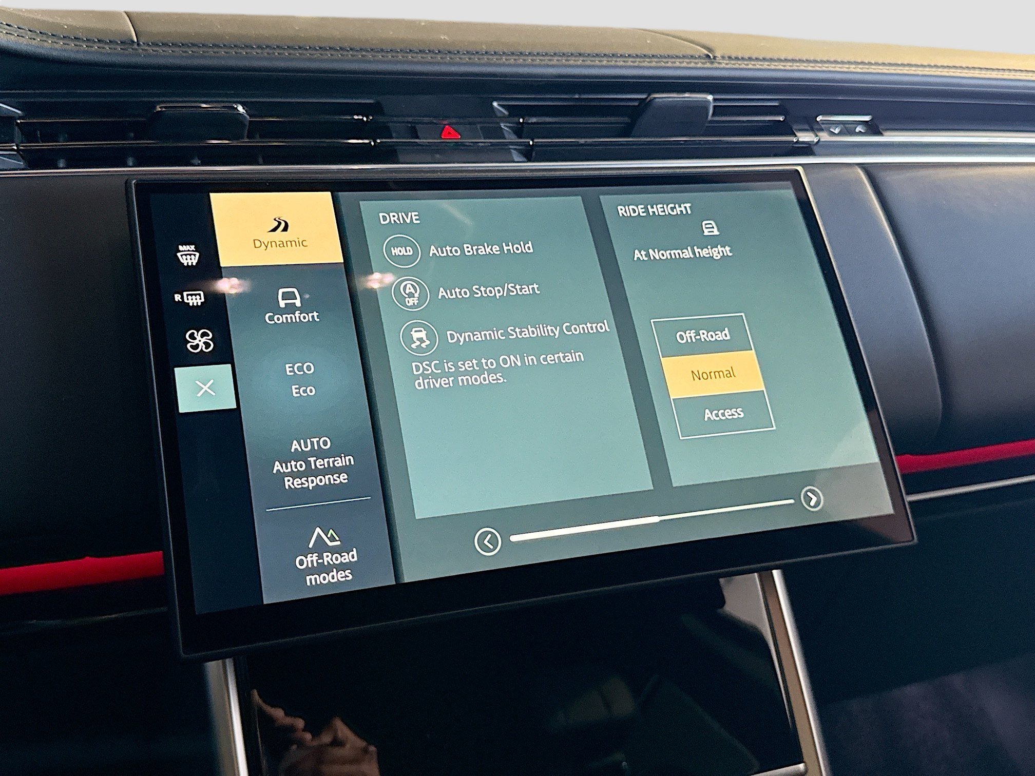 New 2026 Land Rover Range Rover SE AWD/4WD image 29