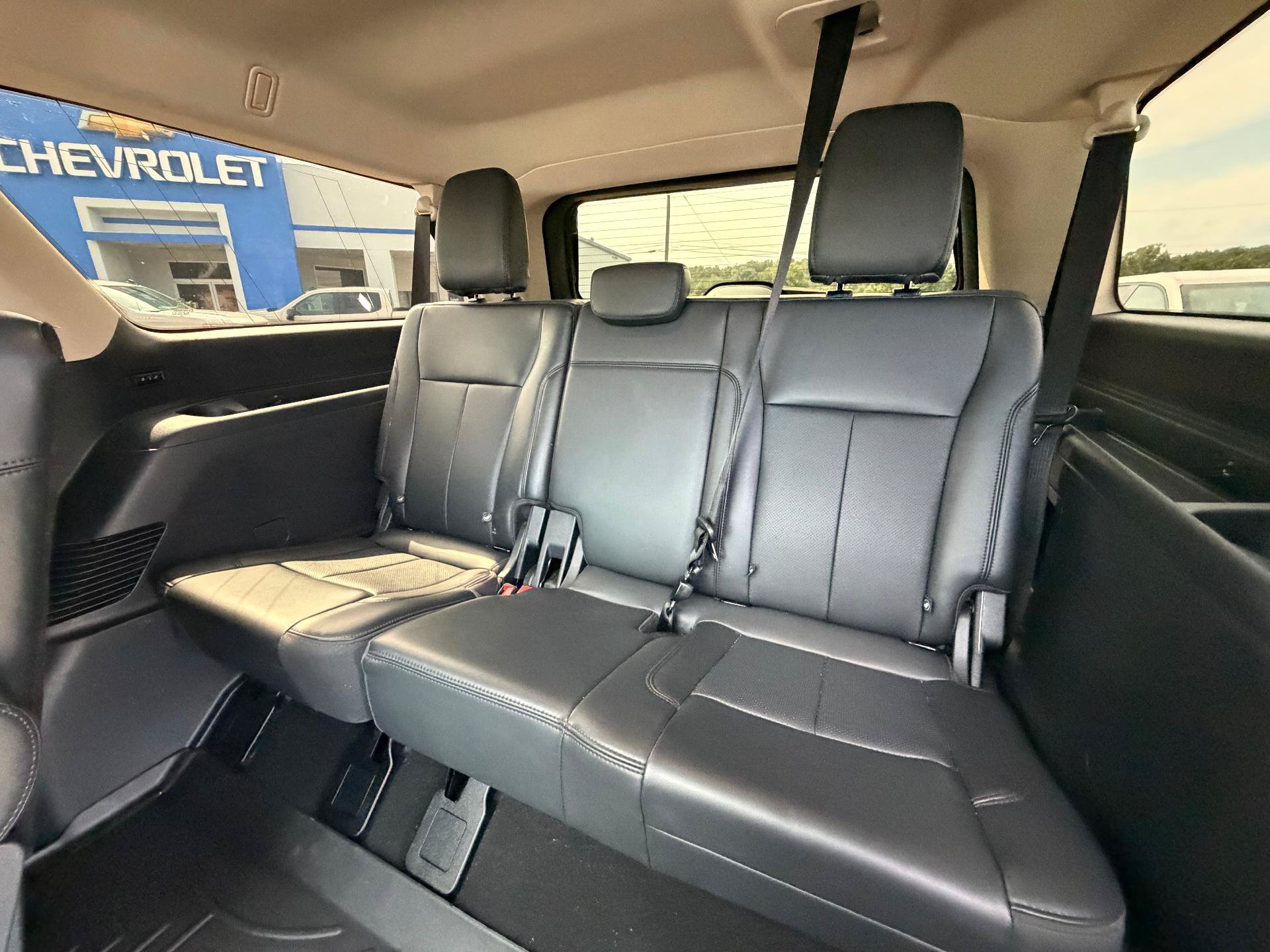 Used 2024 Ford Expedition Max XLT AWD/4WD image 10
