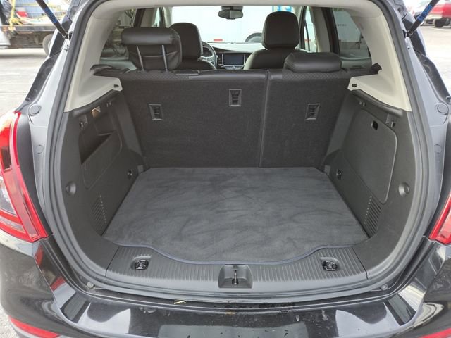 Used 2021 Buick Encore Preferred w/ Safety Package image 21