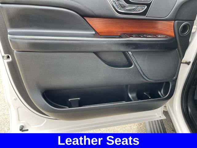 Used 2019 Lincoln Navigator L Reserve AWD/4WD image 10
