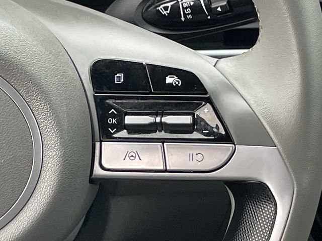 Used 2026 Hyundai Elantra Sport FWD image 13