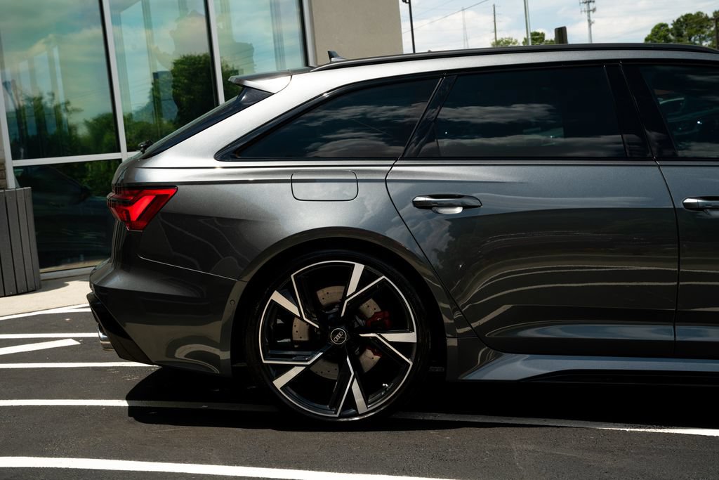 Used 2022 Audi RS 6 w/ Executive Package AWD/4WD image 13
