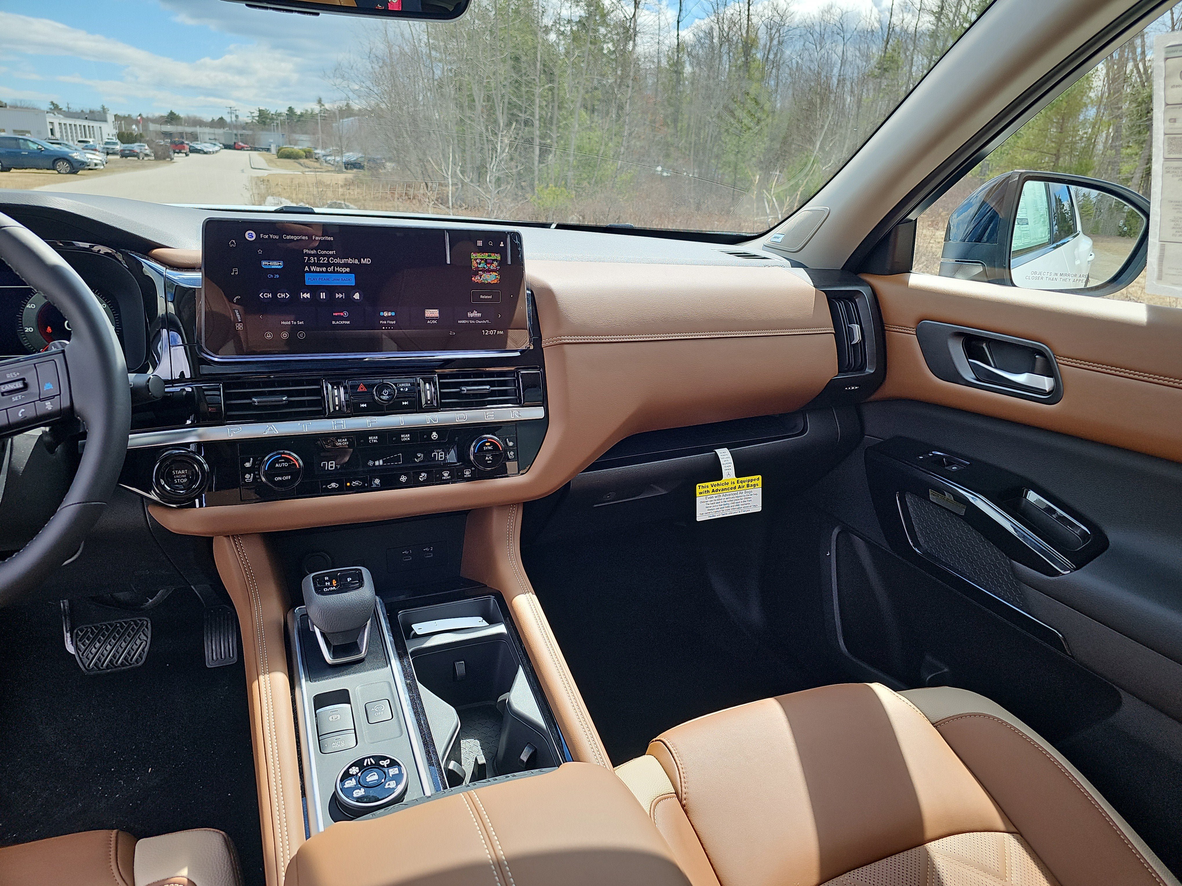New 2026 Nissan Pathfinder Platinum w/ Cargo Package AWD/4WD image 19