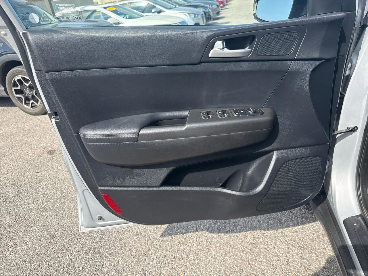 Used 2019 Kia Sportage LX AWD/4WD image 11