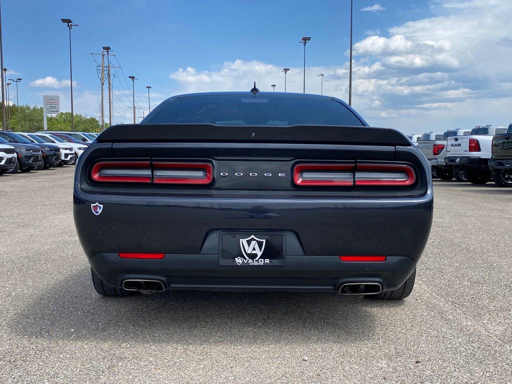 Used 2018 Dodge Challenger SXT Plus RWD image 5