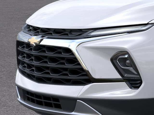 New 2025 Chevrolet Blazer LT w/ Convenience Package FWD image 39