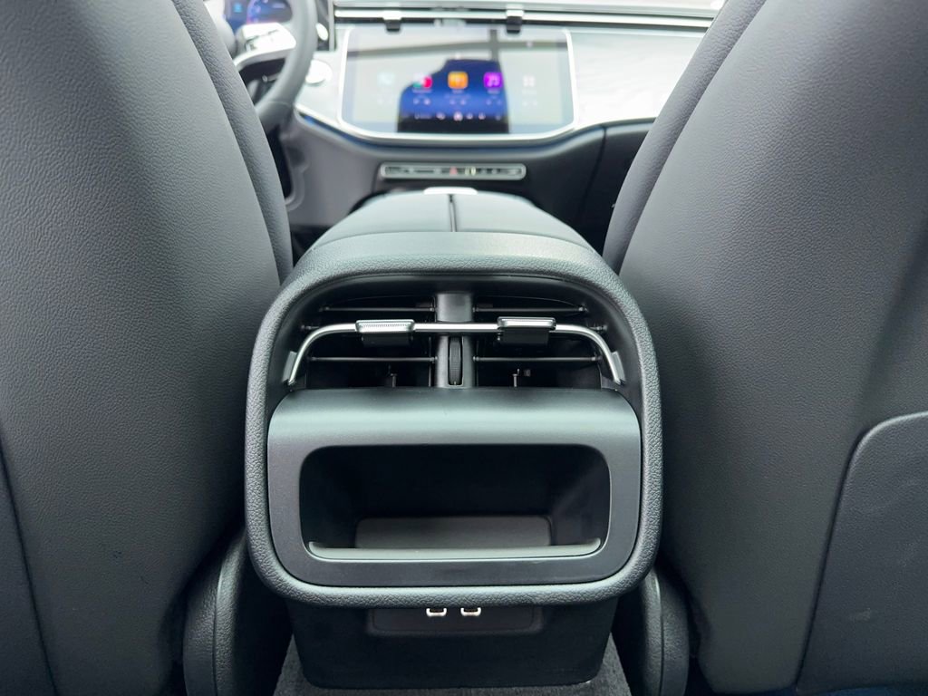 Used 2026 Mercedes-Benz E 350 Sedan image 21