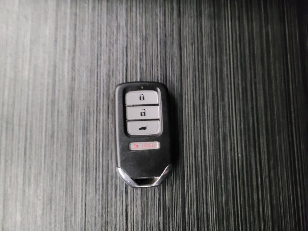 Used 2018 Honda Pilot LX image 32