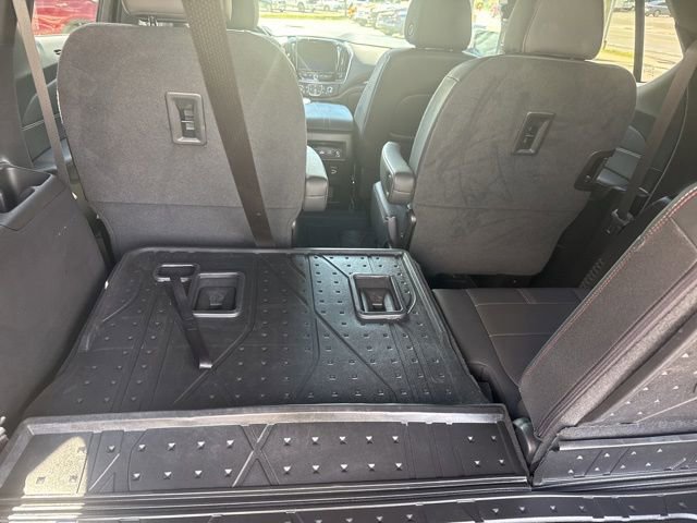 Used 2023 Chevrolet Traverse RS w/ LPO, Floor Liner Package AWD/4WD image 13