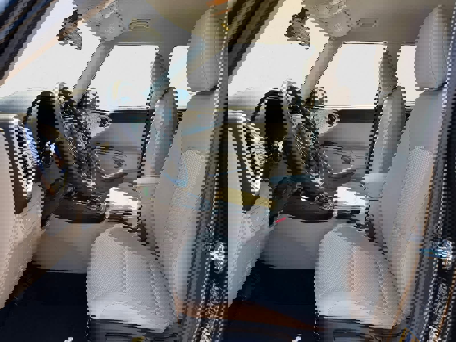 Certified 2023 Kia Soul LX w/ LX Technology Package FWD image 15