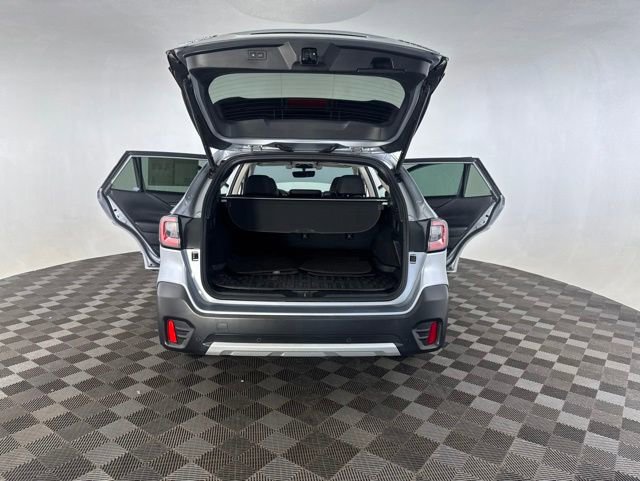 Used 2022 Subaru Outback Limited AWD/4WD image 15