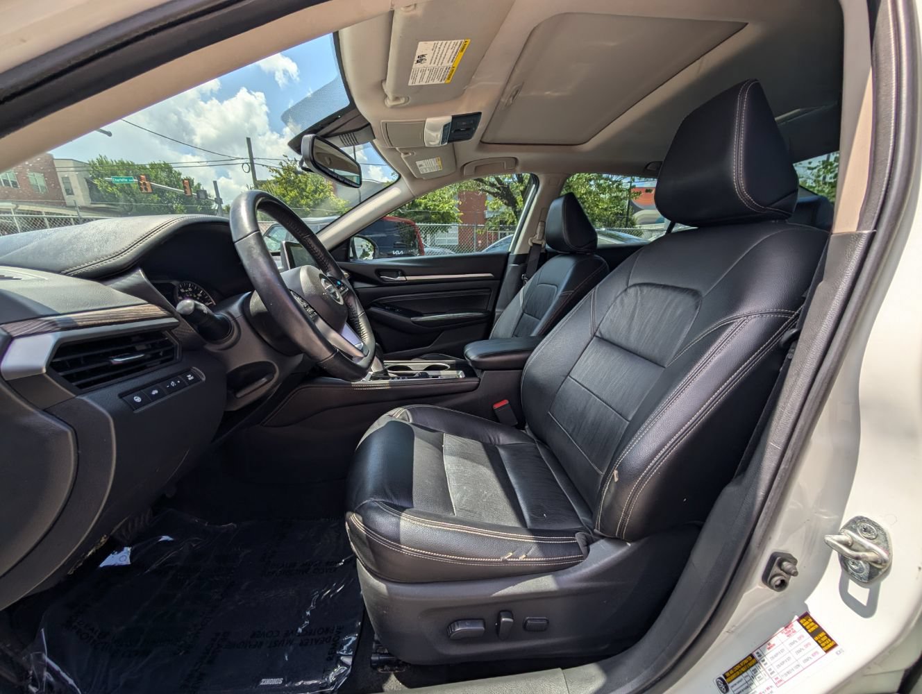 Used 2021 Nissan Altima 2.5 Platinum AWD/4WD image 15