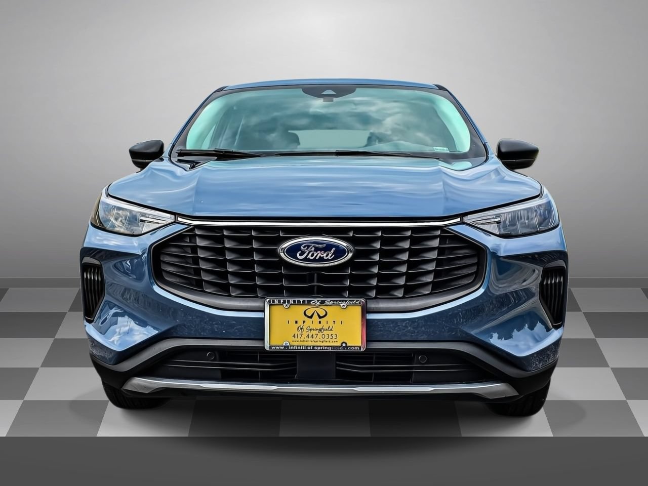 Used 2025 Ford Escape Active w/ Tech Pack #1 AWD/4WD image 2