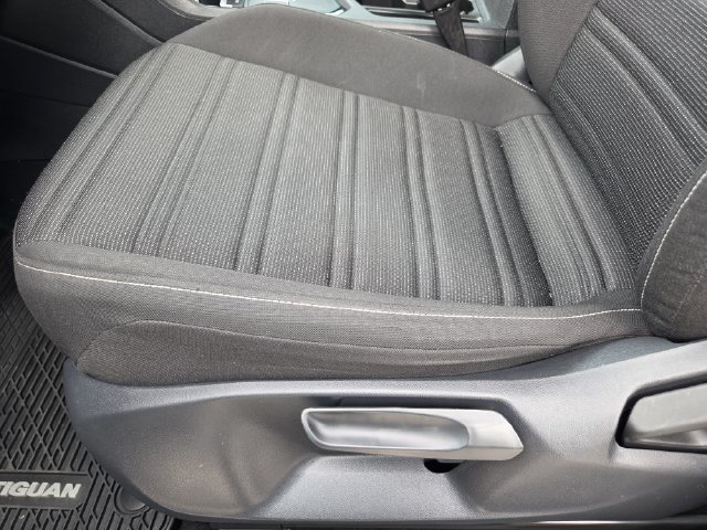 Used 2023 Volkswagen Tiguan S FWD image 21