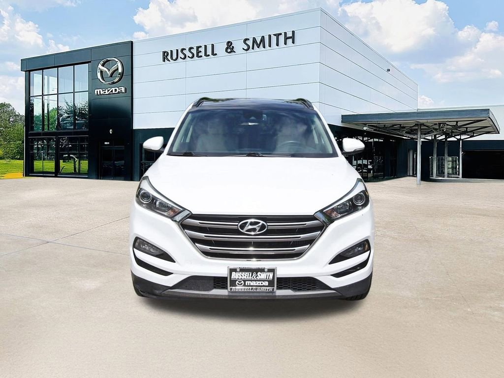 Used 2016 Hyundai Tucson Limited w/ Option Group 03 FWD image 2