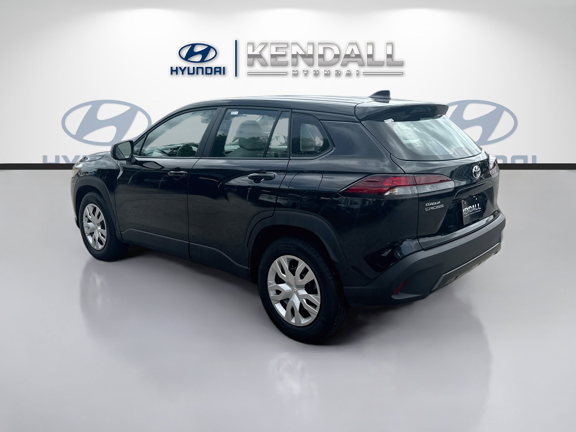 Used 2026 Toyota Corolla Cross L FWD image 4