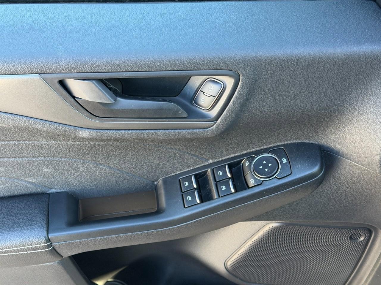 New 2026 Ford Escape Active w/ Cold Weather Package FWD image 10