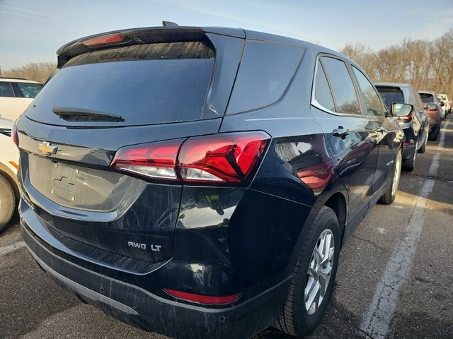 Used 2024 Chevrolet Equinox LT w/ LPO, Floor Liner Package image 3