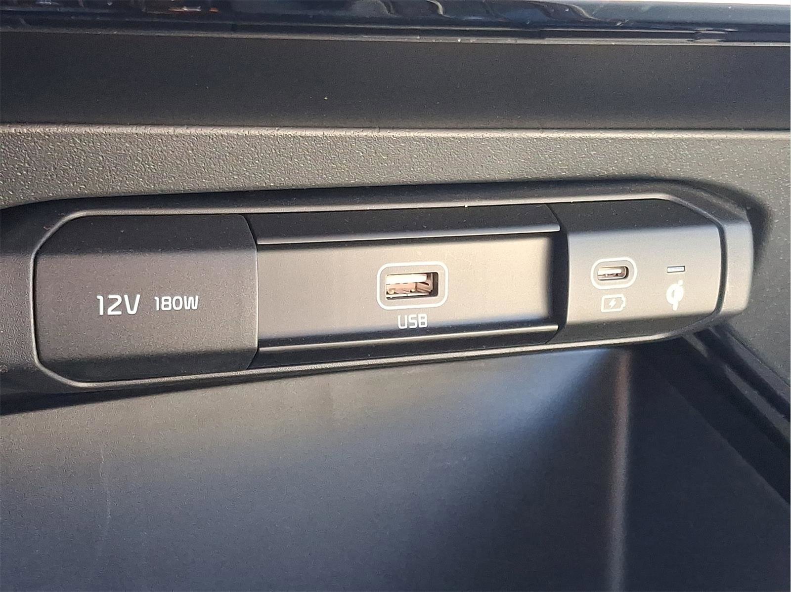 Used 2025 Kia Niro EX FWD image 20