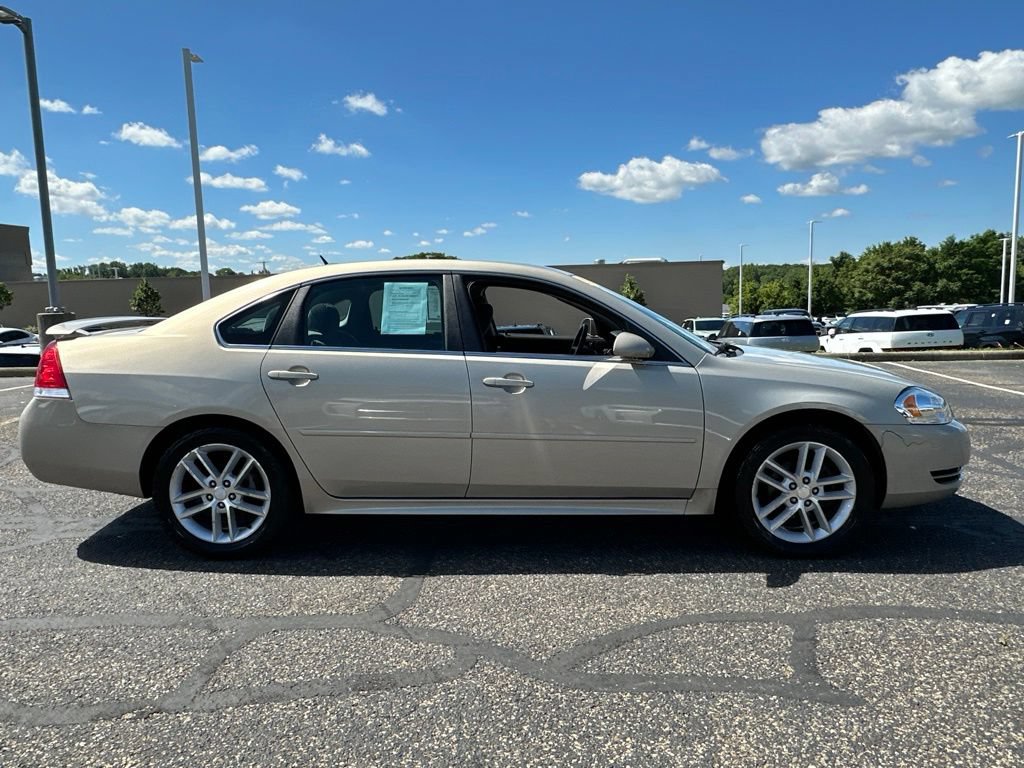 Used 2012 Chevrolet Impala LT w/ LT Sunroof Package FWD image 12