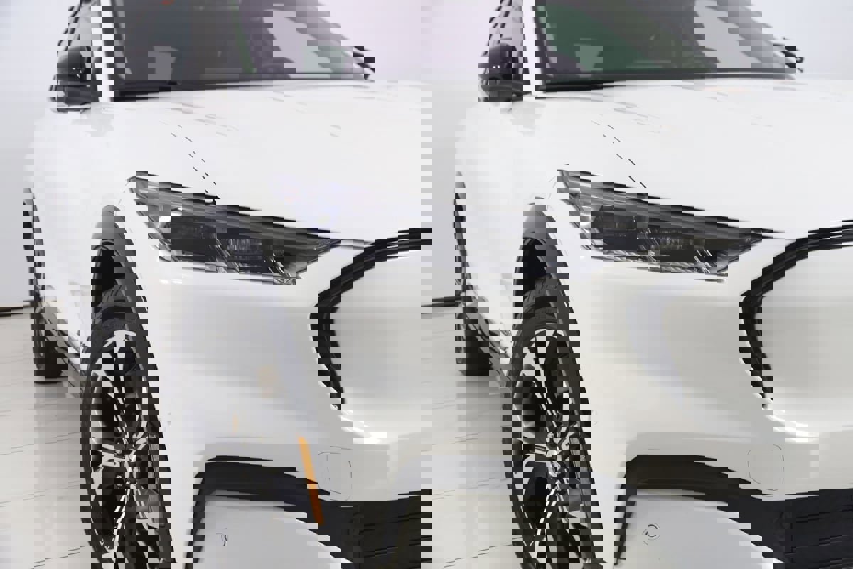 Used 2021 Ford Mustang Mach-E Premium image 19