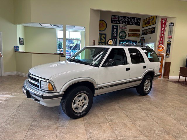 Used 1996 Chevrolet Blazer 4WD 4-Door image 11