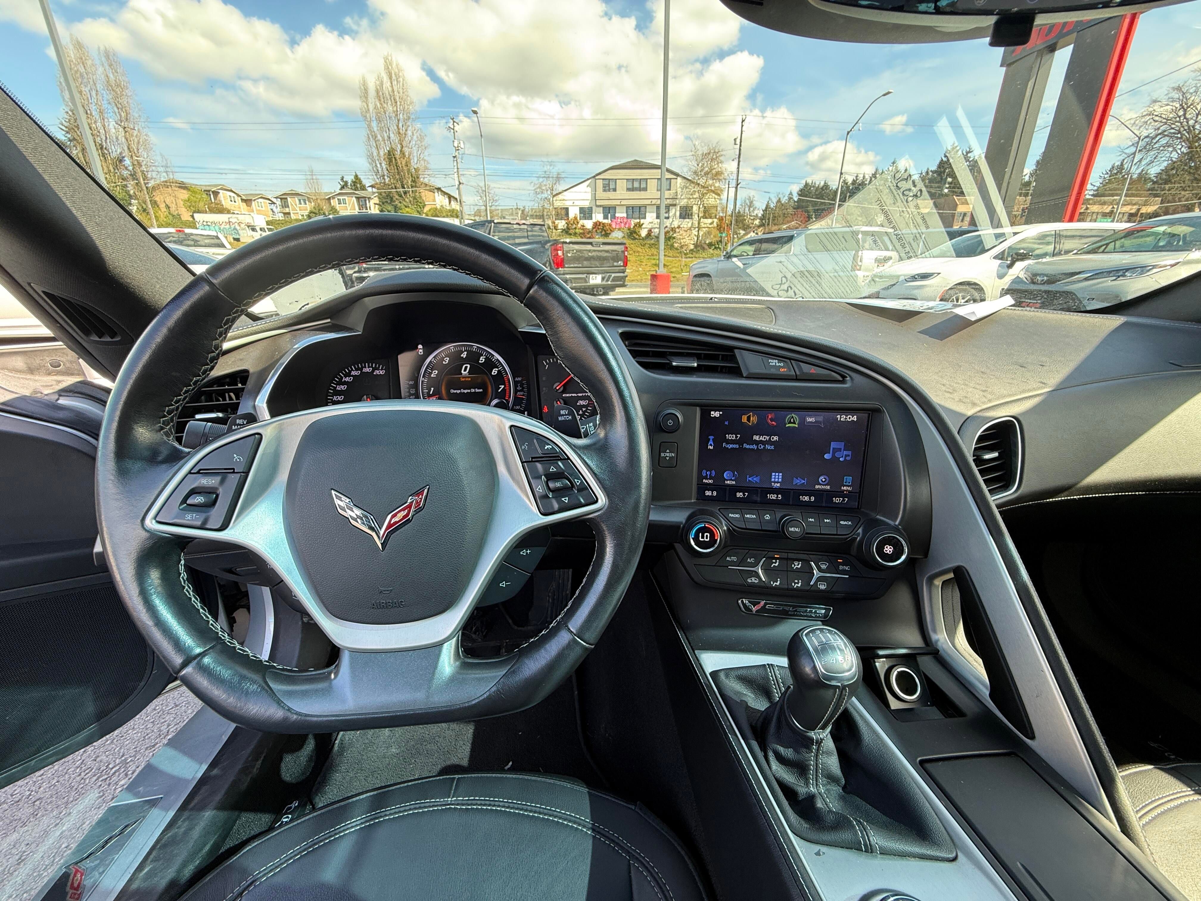 Used 2019 Chevrolet Corvette Stingray Coupe w/ Carbon Flash Badge Package image 9