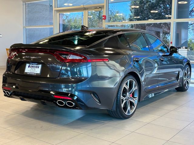 Used 2021 Kia Stinger GT2 image 12