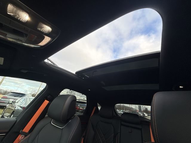 Used 2026 Genesis GV70 3.5T Sport Prestige image 21