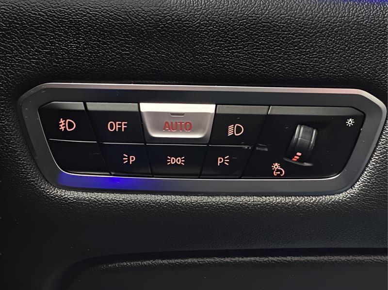 Used 2020 BMW X7 xDrive40i w/ Premium Package image 26